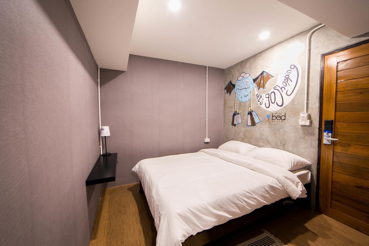 In My Bed Hostel Bangkok Bagian luar foto